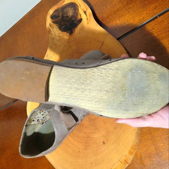 Oxford style ribbon tie flat shoe - Picture 5 of 7